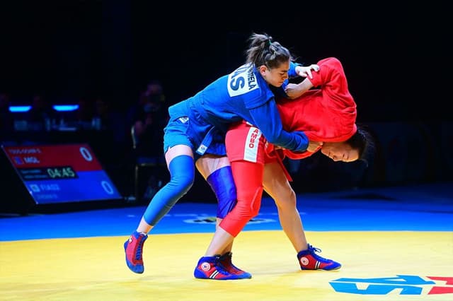 Sambovka dan Perlengkapan Khas Sambo, Seni Bela Diri Rusia