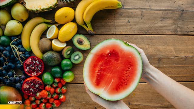 Enam Buah yang Bisa Meredakan Asam Lambung, Nomor 3 Paling Mujarab!